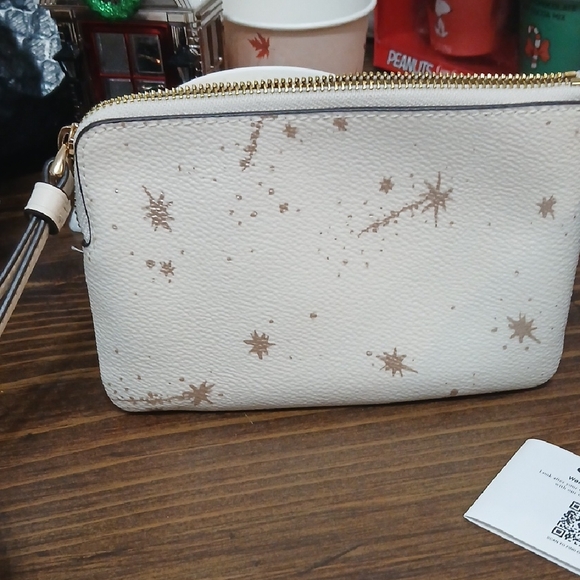 Coach White and Tan Star Pattern Wristlet Nwt - Picture 3 of 3